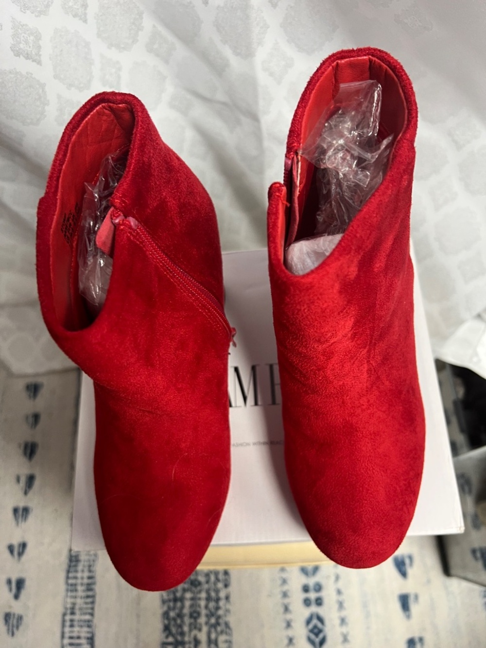 Red suede ankle boots - Picture 4 of 4